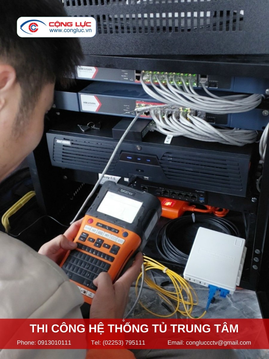 thi công hệ thống tủ điện mạng trung tâm