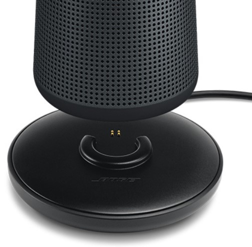 Loa Di Động Bose Soundlink Revolve Plus II để sạc tiện lợi