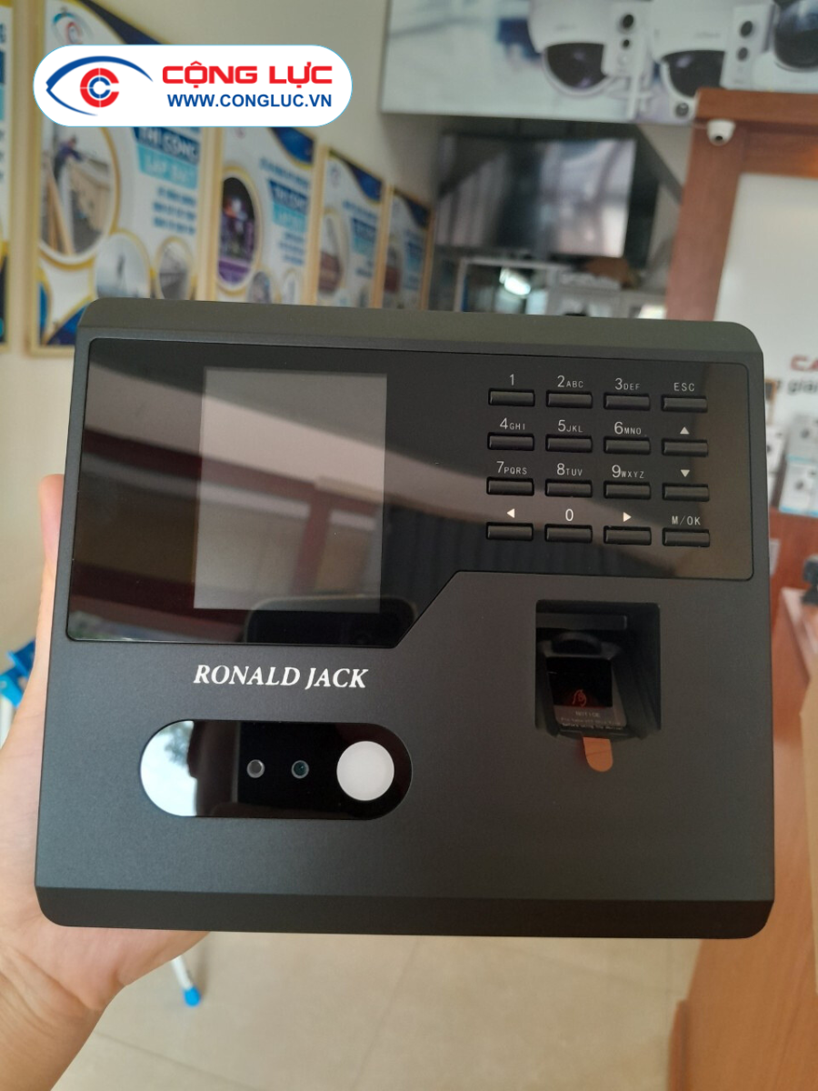 máy chấm công nhận diện khuôn mặt Ronald Jack FA-110 thông minh giá rẻ