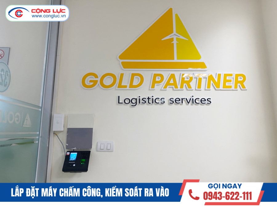 lắp máy chấm công khuôn mặt Ronald Jack FA110 tại văn phòng công ty Gold Partner Logistics toà nhà thành đạt