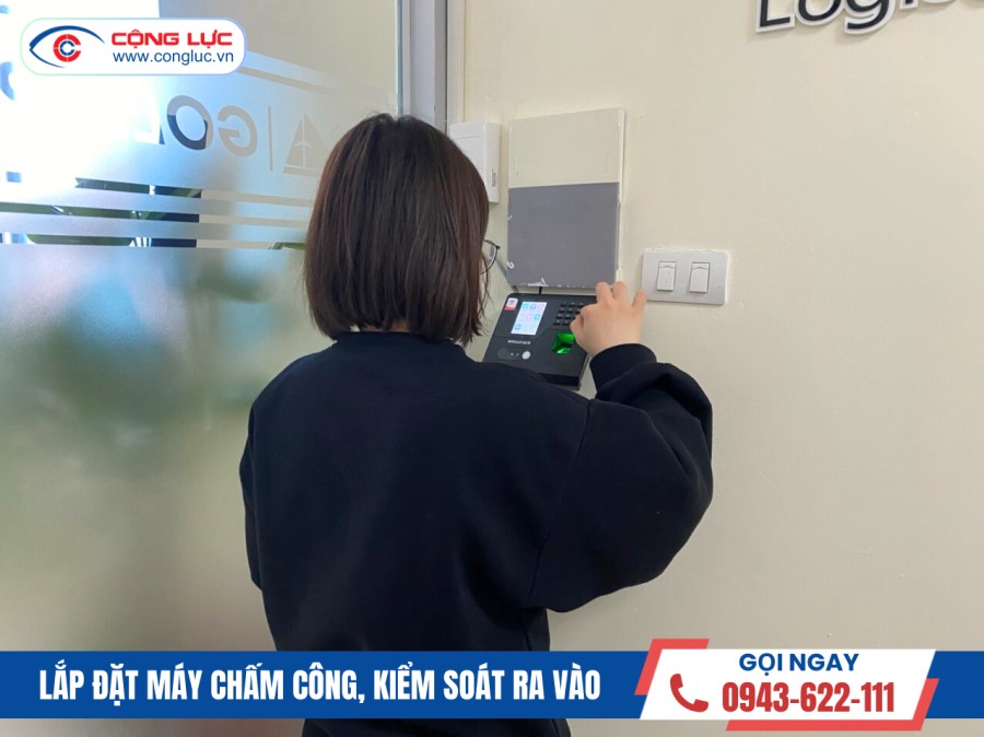 lắp máy chấm công khuôn mặt cho văn phòng công ty Gold Partner Logistics tại toà nhà thành đạt 1