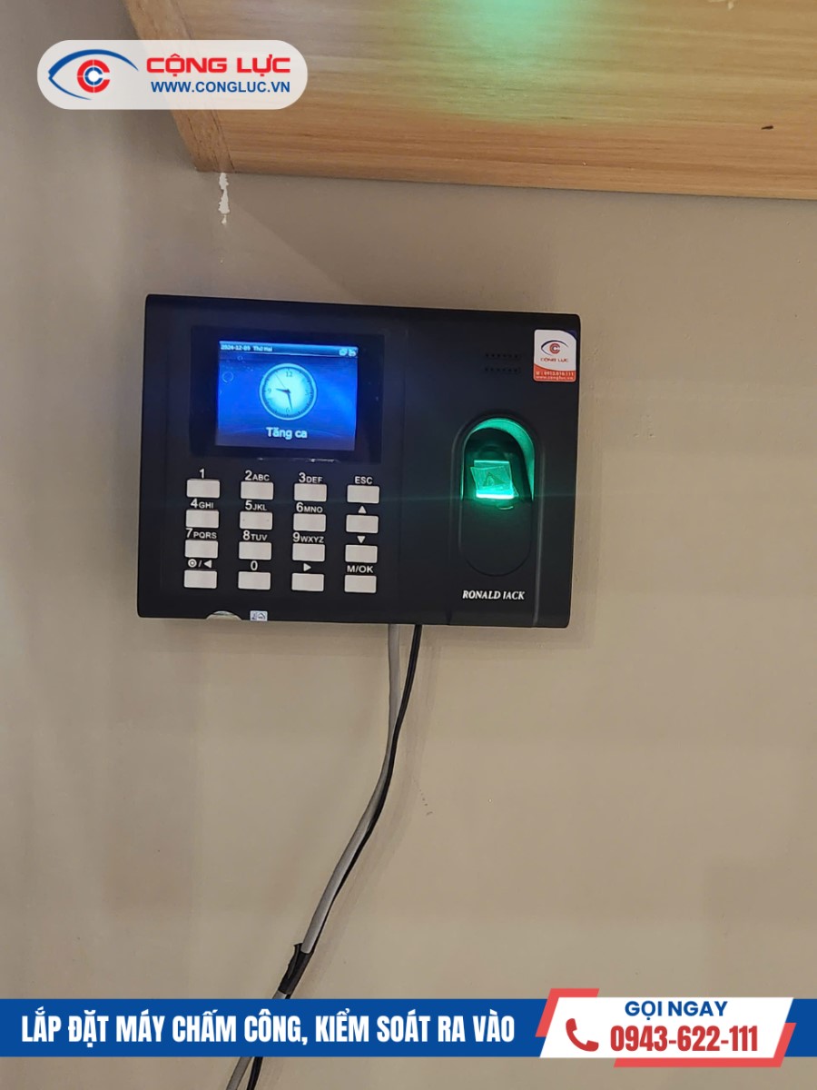 máy chấm công vân tay Ronald Jack Rj550 - Top 3 máy chấm công bán chạy tại Cộng Lực