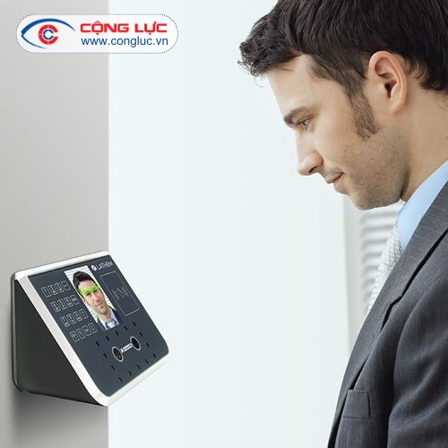 máy chấm công khuôn mặt và những ưu nhược điểm