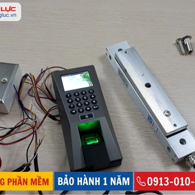 Kiểm soát ra vào cửa Ronald Jack F18/ID