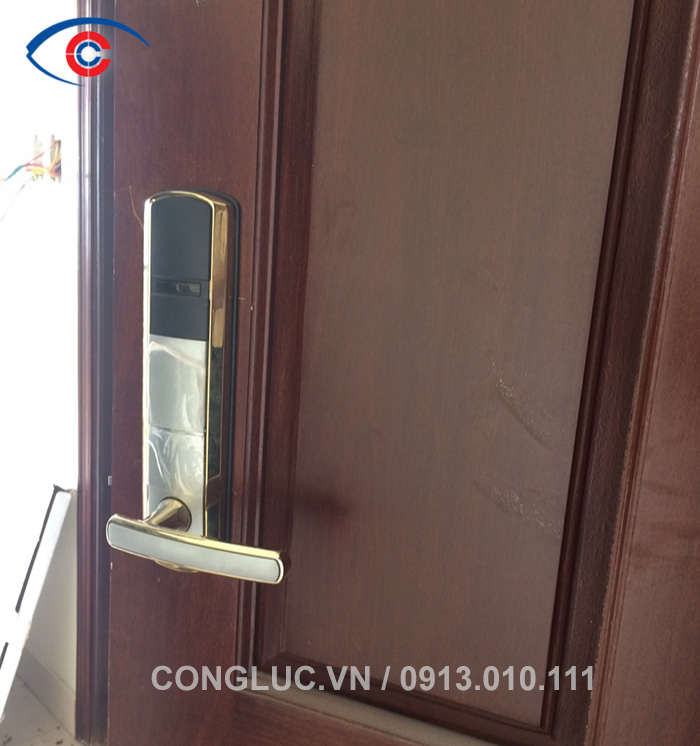 lắp khóa thẻ từ adel a7mf giá rẻ
