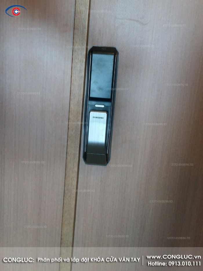 Lắp khóa cửa vân tay căn hộ tầng 15 tòa nhà shp hải phòng