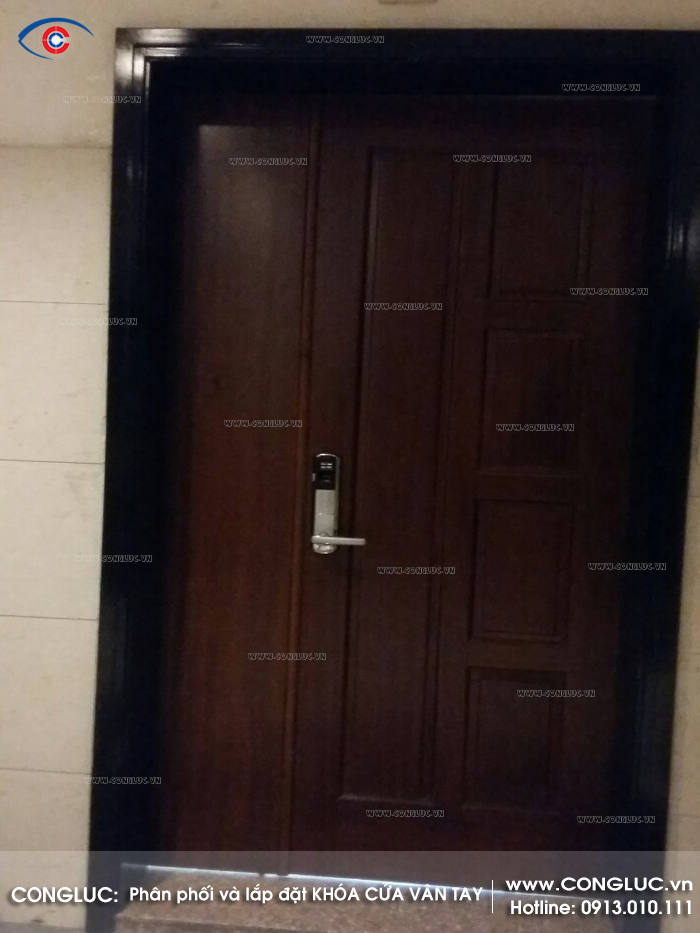 Lắp khóa vân tay Adel E7F4 tại Parkson Hải Phòng