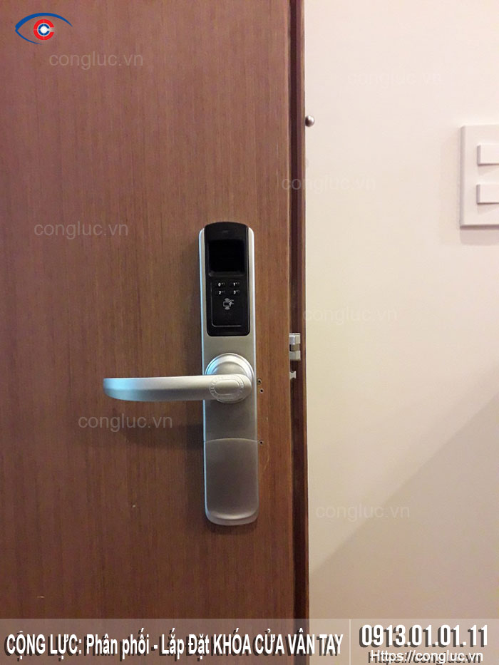 Lắp khóa cửa Adel 5500 căn hộ 1510 tòa nhà SHP Hải Phòng