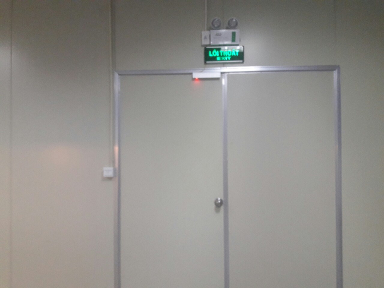 lắp đặt kiểm soát ra vào tại cty năng lượng tái tạo xanh