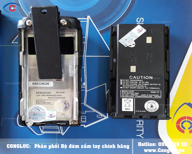 Tem hợp quy trên máy bộ đàm Kenwood chính hãng