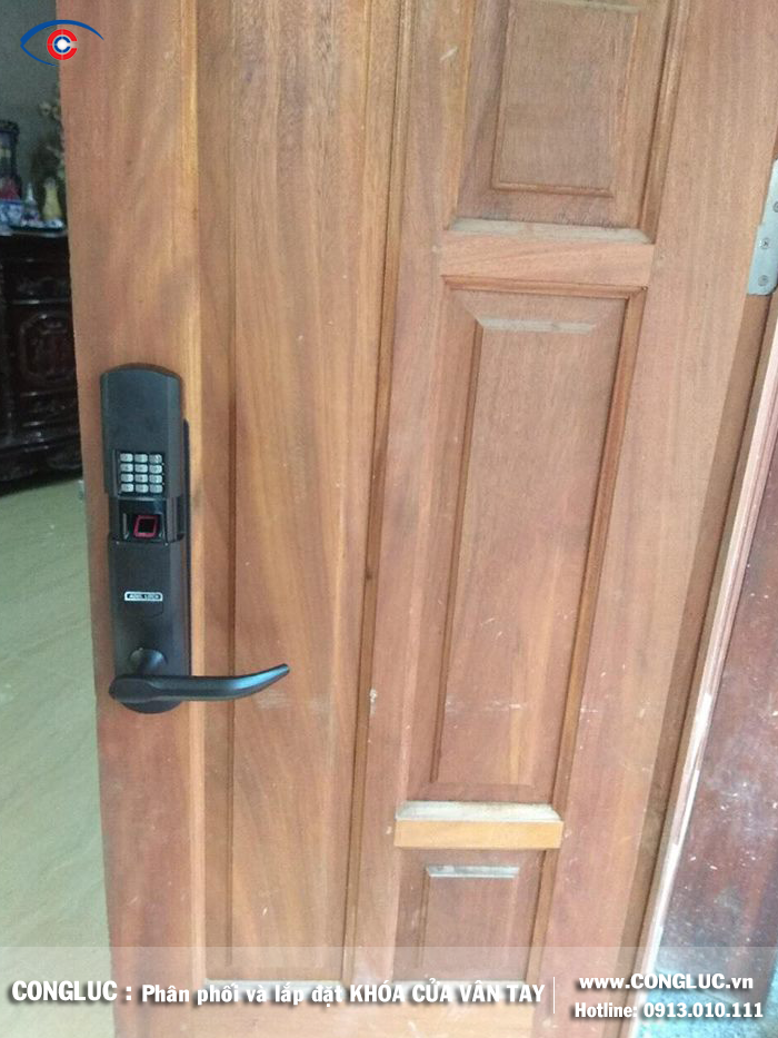 Lắp khóa cửa ra vào vân tay Adel US3-9 tại Hải Phòng