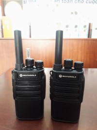 Mừng lễ 30/04 và 01/05 giảm giá 10% máy bộ đàm cầm tay Motorola Gp-1300s