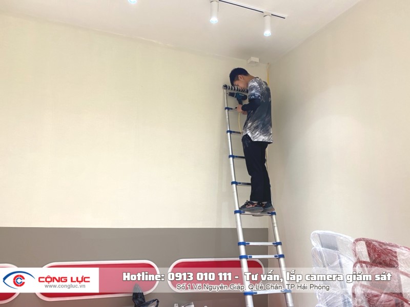Lắp camera và máy chấm công cho cửa hàng trà sữa đô đô số 266 trần nguyên hãn hải phòng 2