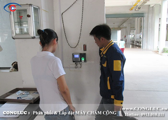 lắp máy chấm công vân tay tại hải an hải phòng cho nhà hàng gạo đỏ