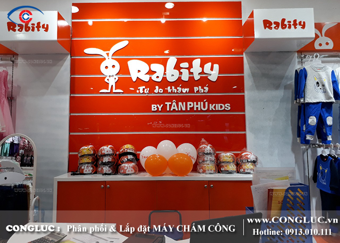 lắp máy chấm công tại siêu thị BigC Hải Phòng - Shop thời trang Rabity
