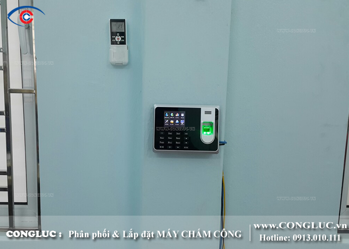 lắp đặt máy chấm công tại đại lý cà phê mê trang hải phòng