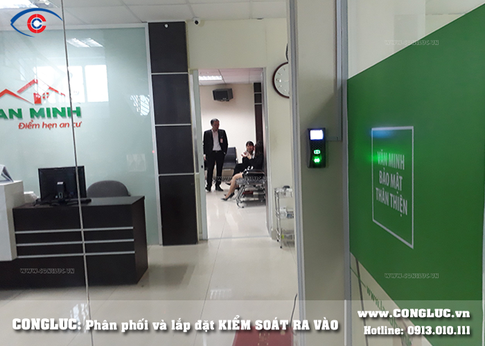Lắp đặt kiểm soát ra vào văn phòng nhà đất Văn Minh tại Lê Hồng Phong