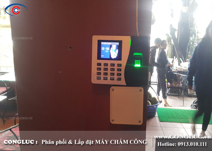 lắp máy chấm công cho nhà hàng Osis Bar tại cát Bà Hải Phòng